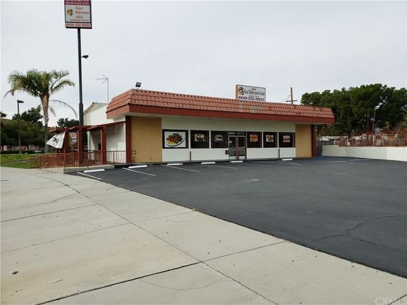 1040 W 40th St, San Bernardino, CA 92407